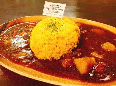 ホステル＆カフェバー　バックパッカーズ宮島