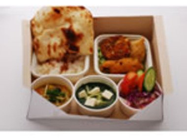 カナ　西新宿店