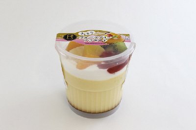 大きなフルーツプリンアラモード