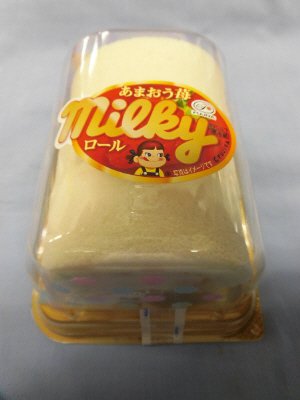 あまおう苺ミルキーロール