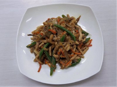 豚肉と根菜の甘辛炒め