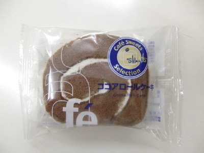 カフェ　ココアロールケーキ