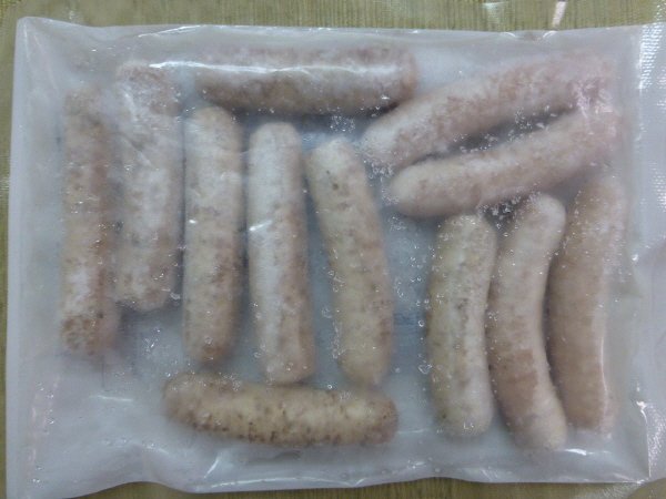 国産豚肉で作ったあら挽き生ウィンナー３種