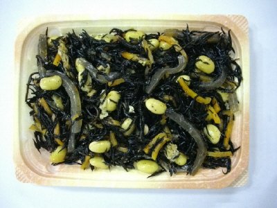 具たっぷりひじき煮（中）