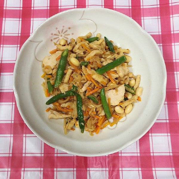 鶏肉と切干大根の五目炒め