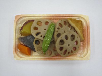 季節のれんこん炊き合わせ