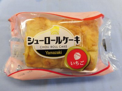 シューロールケーキ（いちご）