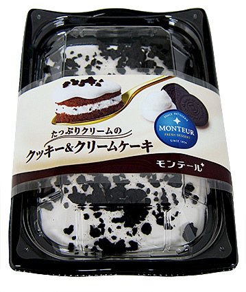たっぷりクリームのクッキー＆クリームケーキ