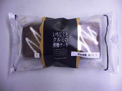 いちじくとクルミの黒糖ケーキ
