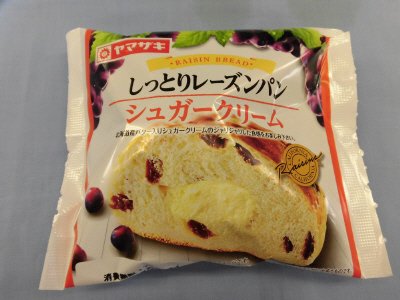 しっとりレーズンパン（シュガークリーム）
