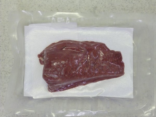 鮮馬刺し　赤身ミニ（冷凍）１００ｇ定貫