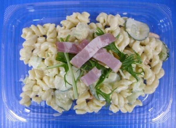 おつまみベーコンマカロニサラダ