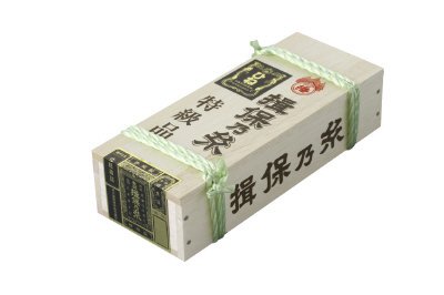 揖保乃糸木箱入　特級品ひね　３００ｇ