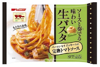 マ・マー味わい生パスタ　ベーコン　なす　ズッキーニの完熟トマトソース(16秋)