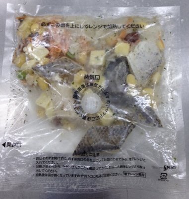 瀬戸内産すずきのワイン蒸し