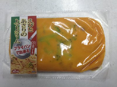 えびとあさりのトマトクリーム
