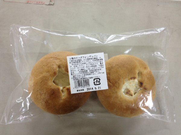 ３種のチーズフォンデュパン