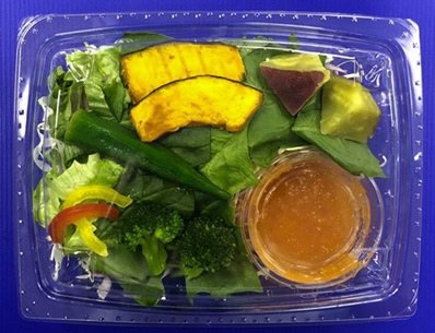 緑黄色野菜のサラダ
