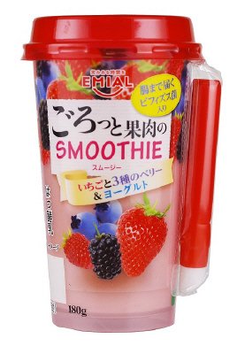 ごろっと果肉のＳＭＯＯＴＨＩＥ　いちごと３種のベリー＆ヨーグルト