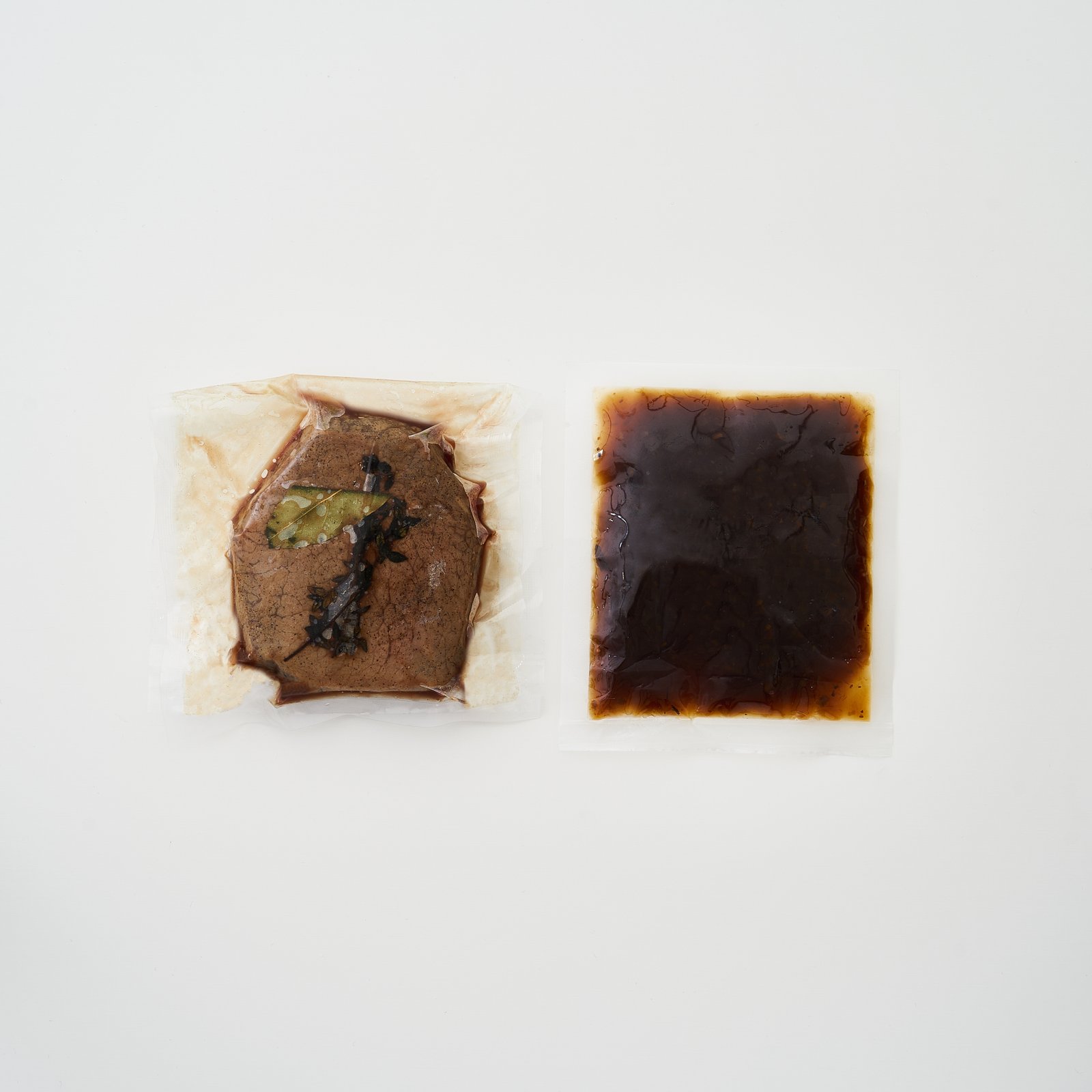浅草駒形／Nabeno-Ism　黒毛和牛モモ肉のローストビーフ