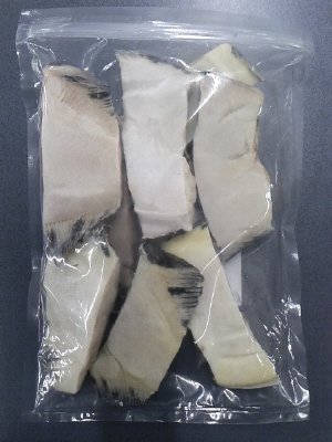 北海道野付産 煮付用黒がれい切身（徳用）