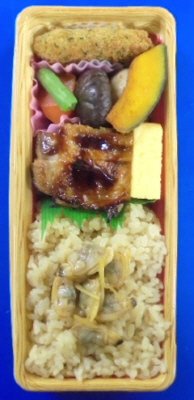 鶏照焼きとあさりご飯弁当