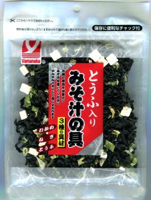 とうふ入りみそ汁の具