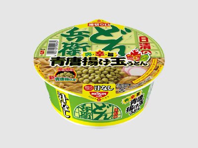 日清の汁なしどん兵衛　青唐揚げ玉うどん