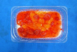 北海道産牛乳使用の牛乳寒天（いちご）