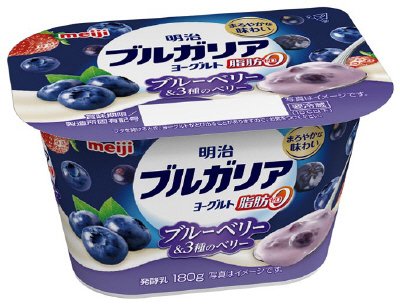 明治ブルガリアヨーグルト脂肪０ブルーベリー＆３種のベリー