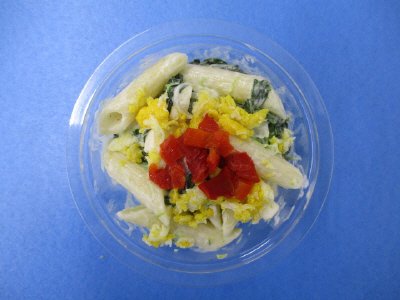 菜の花とチーズの彩りペンネ