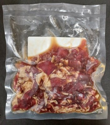 豆腐を加える牛肉煮込み