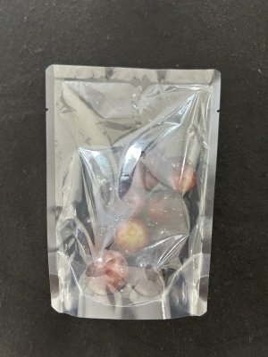 そのまま食べられる　たねなし赤ぶどう