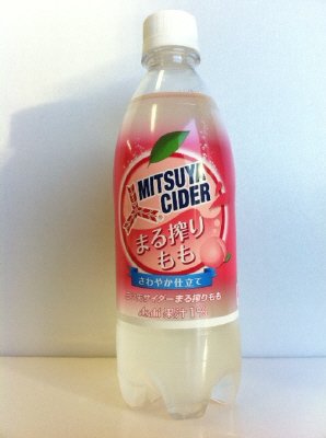 三ツ矢サイダー　まる搾りもも