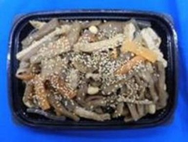 一番だしで炊いた芋がら煮