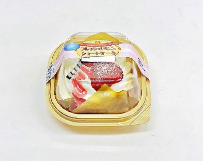 フレッシュいちごのショートケーキ