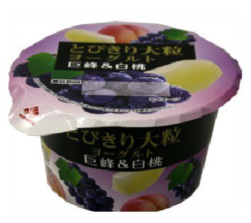とびきり大粒ヨーグルト　巨峰＆白桃