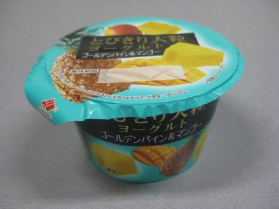 とびきり大粒ヨーグルト　ゴールデンパイン＆マンゴー