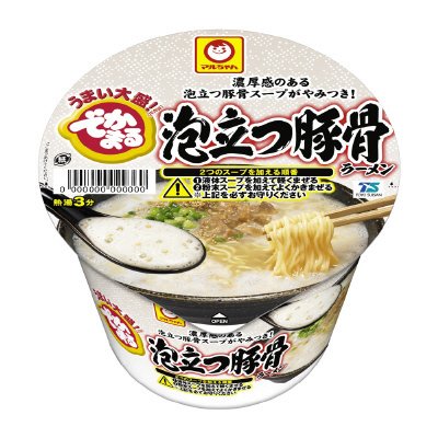 でかまる　泡立つ豚骨ラーメン