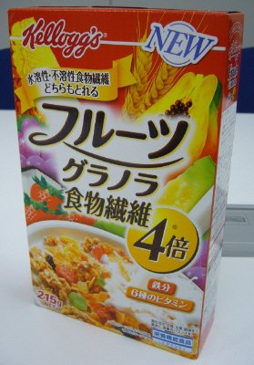 フルーツグラノラ食物繊維4倍