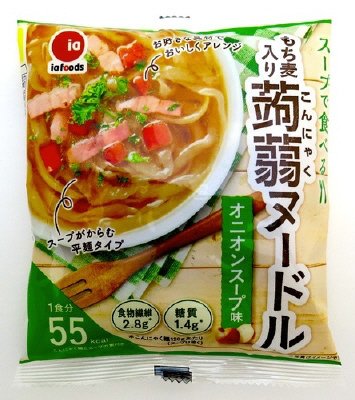 スープで食べる蒟蒻ヌードル（オニオンスープ味）