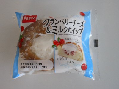 クランベリーチーズ＆ミルクホイップ