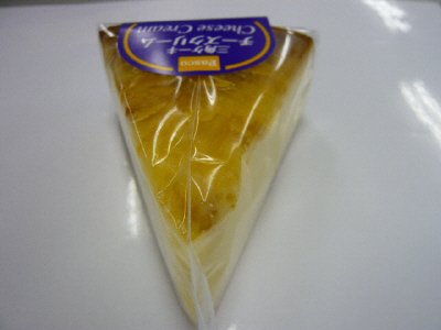 三角ケーキ　チーズクリーム