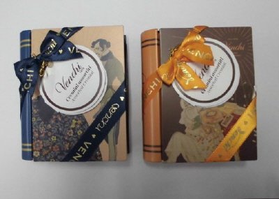 ヴェンチ　ビンテージ　ミニブック缶