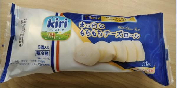 まっ白なもちもちチーズロール