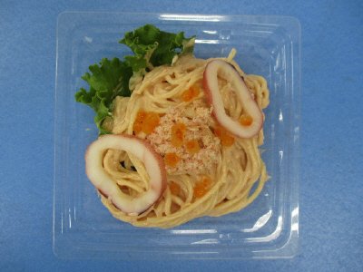 紅ズワイガニのトマトクリーミーパスタ