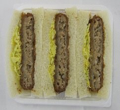 メンチカツサンド