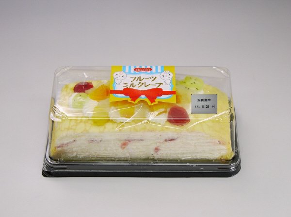 フルーツミルクレープ