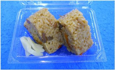 鶏めしおにぎり２ヶ入