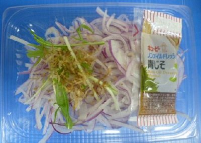 さらさらレッドの玉ねぎサラダ